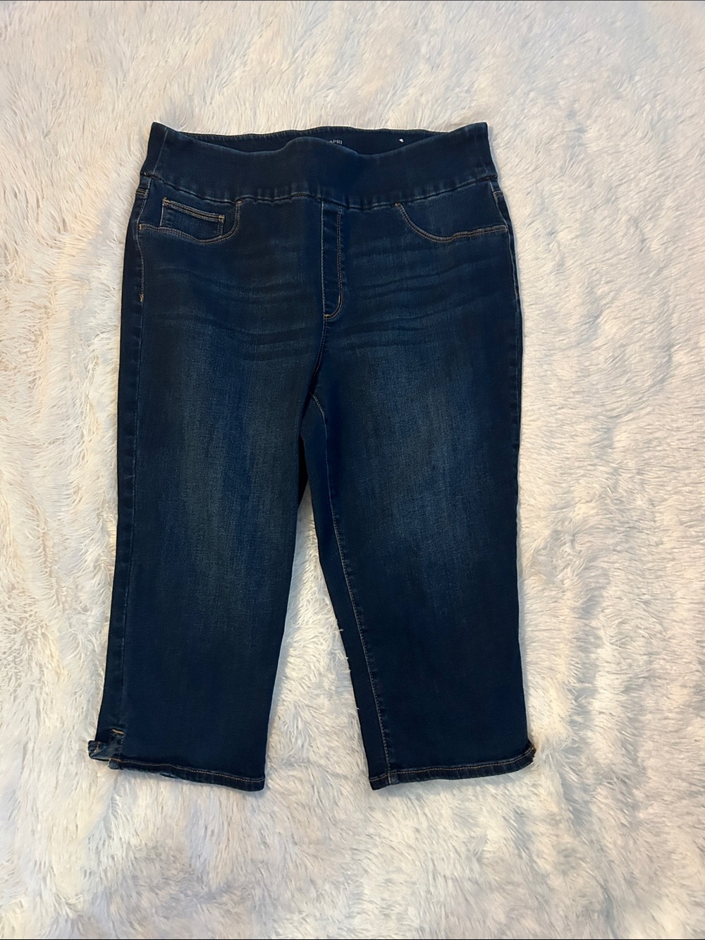 Chico’s Women’s Dark Blue Denim Capri Jeans